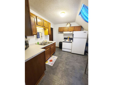 2,600 finished square feet, excellent visibility, and easy - photo 17