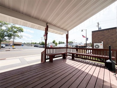 2,600 finished square feet, excellent visibility, and easy - photo 22