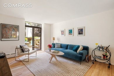 A rare opportunity to own a true three-bedroom with private - photo 4