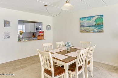 Motivated Seller! Beautiful ground floor condo with private - photo 8