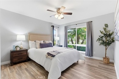 Text/call for private showings. Huntington Beach 92648 Villa - photo 5