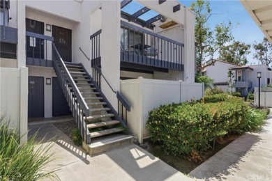 Text/call for private showings. Huntington Beach 92648 Villa - photo 7