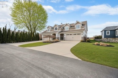 Luxury meets waterfront living in this beautifully appointed 2 - photo 44