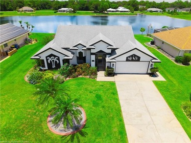Beautiful 3-bedroom, 2-bath pool home located in Spring Lake! - photo 5