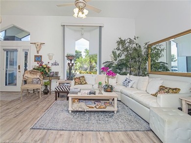 Beautiful 3-bedroom, 2-bath pool home located in Spring Lake! - photo 10