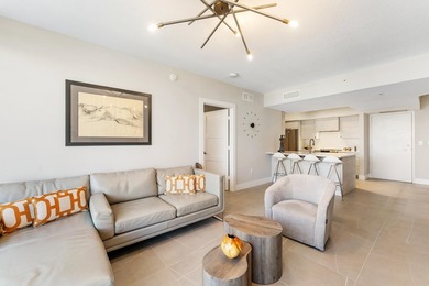 Fully renovated 11th-floor 2BR/2BA condo with stunning southeast - photo 17