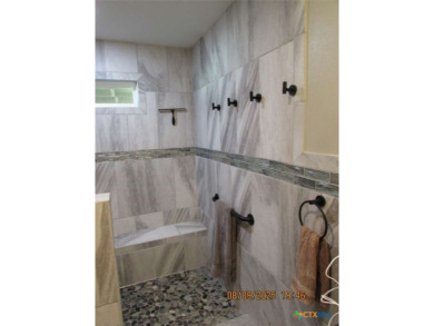 Newly remodeled 4-Bed, 2-bath. Main floor 1-bed with cooks dream