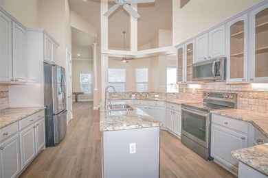 Lakefront Home on gorgeous Lake Juliana!! Over 3350 heated - photo 20