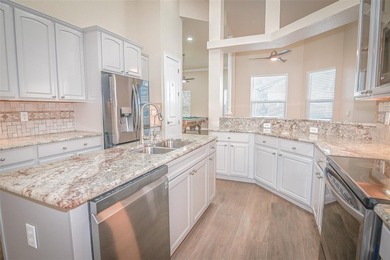 Lakefront Home on gorgeous Lake Juliana!! Over 3350 heated - photo 22
