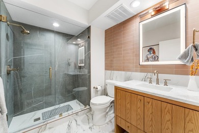 Fully renovated 11th-floor 2BR/2BA condo with stunning southeast - photo 28