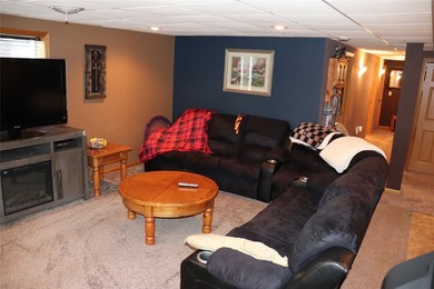 Check out this Fabulous 4 Bedroom 3 Full Bath Home on the edge - photo 30