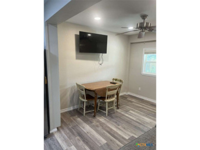 Newly remodeled 4-Bed, 2-bath. Main floor 1-bed with cooks dream