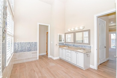 Lakefront Home on gorgeous Lake Juliana!! Over 3350 heated - photo 41