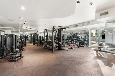 Fully renovated 11th-floor 2BR/2BA condo with stunning southeast - photo 42