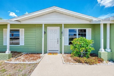 Beautiful & Move-in Ready! Welcome to this cozy 2 bedroom, 2 - photo 3