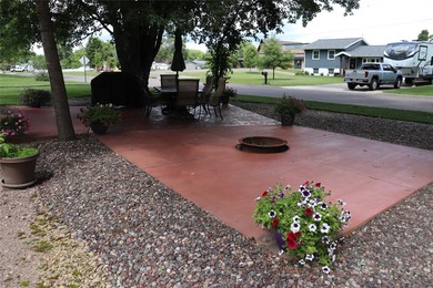 Check out this Fabulous 4 Bedroom 3 Full Bath Home on the edge - photo 45