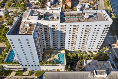 Fully renovated 11th-floor 2BR/2BA condo with stunning southeast - photo 46