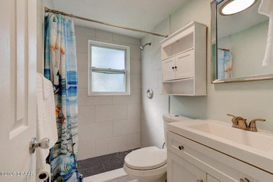 This move-in-ready home offers a bright, open layout with fresh - photo 8