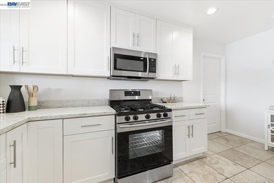Charming and Updated Home nestled in the Cabrillo Neighborhood - photo 14