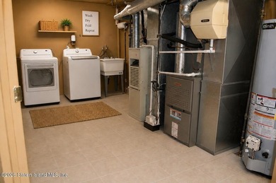 Welcome to this well maintained, fully detached 2-family home in - photo 22