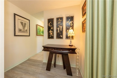 Spacious and full of character, this 2,600 sq. ft. mid-century - photo 24
