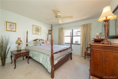 Spacious and full of character, this 2,600 sq. ft. mid-century - photo 27