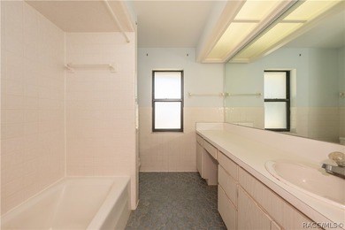 Spacious and full of character, this 2,600 sq. ft. mid-century - photo 29
