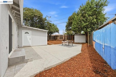 Charming and Updated Home nestled in the Cabrillo Neighborhood - photo 33