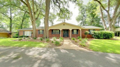 Lake Home For Sale in Bainbridge, Georgia