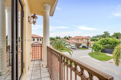Discover luxury living in this stunning 5 bed/4 bath Florence - photo 10
