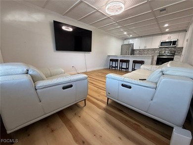Recently Renovated townhouse villa Condo 1 Bedroom/ 1 Bath - photo 3