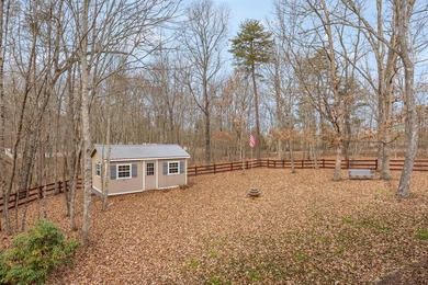 Mountain Retreat - Nestled upon 3.75 acres of wooded privacy - photo 7