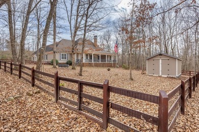 Mountain Retreat - Nestled upon 3.75 acres of wooded privacy - photo 9