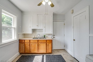 This maintained triplex is conveniently located just minutes - photo 10