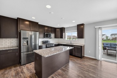 Welcome home to this beautiful, meticulously maintained - photo 4
