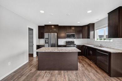 Welcome home to this beautiful, meticulously maintained - photo 5