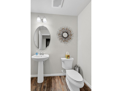 Welcome home to this beautiful, meticulously maintained - photo 8