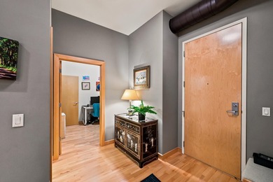 This beautiful 4th Ward condo has it all... two bedrooms + den - photo 2