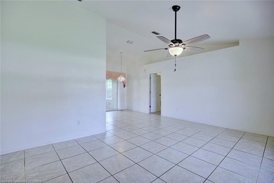 Welcome home to this well-maintained 2 bedroom, 2 bathroom - photo 6