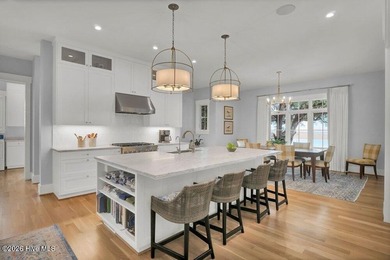 Meticulously maintained and truly like new, this custom - photo 14