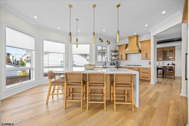 SPECTACULAR, DREAM HOME WITH SPECIAL, ONE-OF-A-KIND BACKYARD & - photo 14