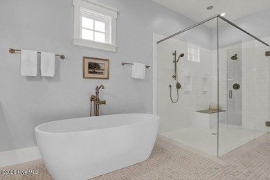 Meticulously maintained and truly like new, this custom - photo 24