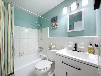 WOW- Ground floor living! Welcome to this meticulously turnkey - photo 25