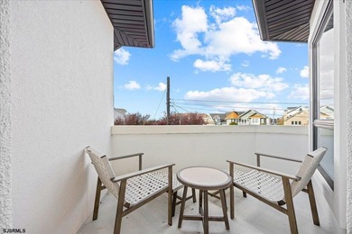 SPECTACULAR, DREAM HOME WITH SPECIAL, ONE-OF-A-KIND BACKYARD & - photo 28