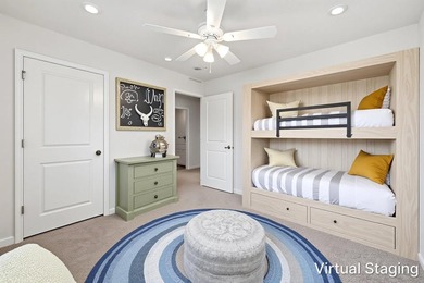 Spacious and beautifully maintained 5-bedroom, 3 full bath home - photo 37