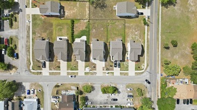 Spacious and beautifully maintained 5-bedroom, 3 full bath home - photo 46