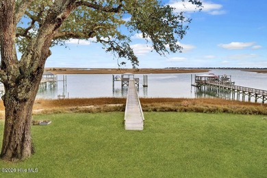 Meticulously maintained and truly like new, this custom - photo 53