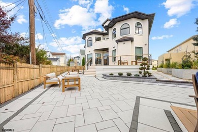 SPECTACULAR, DREAM HOME WITH SPECIAL, ONE-OF-A-KIND BACKYARD & - photo 55