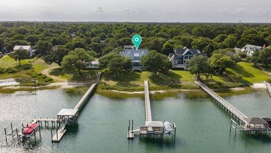Meticulously maintained and truly like new, this custom - photo 58