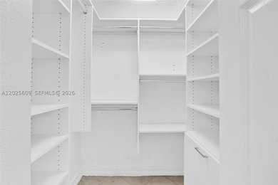 Welcome home to this beautifully maintained 2-bedroom, 2-bath - photo 8